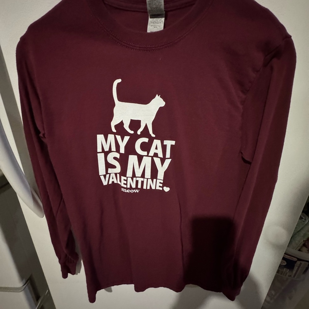 Gildan Burgundy 'My Cat is My Valentine' Long Sleeve Shirt